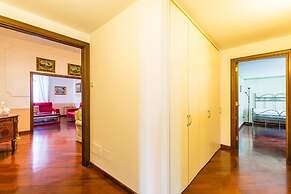Grand Classic Apartment at San Martino