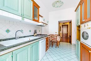 Grand Classic Apartment at San Martino