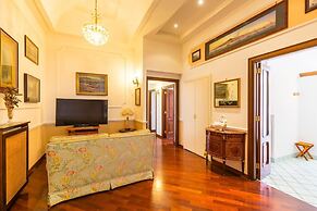 Grand Classic Apartment at San Martino