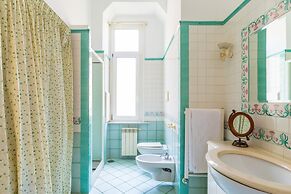 Grand Classic Apartment at San Martino