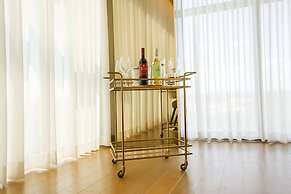 Brittany Hotel Villar City