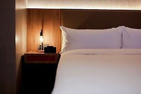 Brittany Hotel Villar City