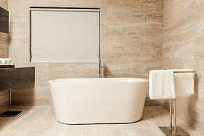 Brittany Hotel Villar City