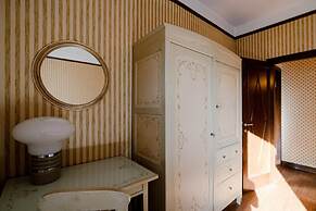 Civiglio 18 Apartment