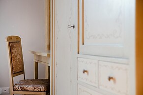 Civiglio 18 Apartment