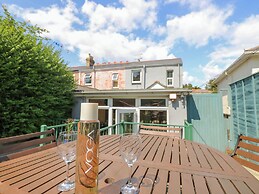 7 Hope Road