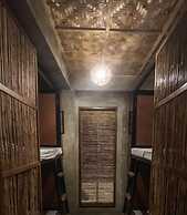 Hang Loose Hostel