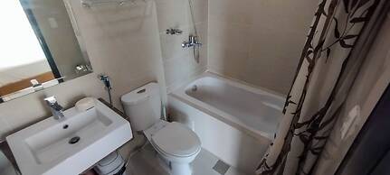 8 Newtown Boulevard by HiveRooms