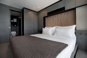 Tropical Sea View Suite B608 at Citygate