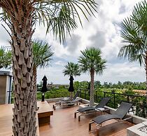 Tropical Sea View Suite B608 at Citygate