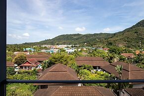 Tropical Hill Views Citygate Suite D609