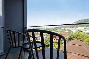 Tropical Hill Views Citygate Suite D609