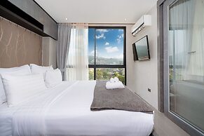 Premier Hill View Suite P708 at Citygate