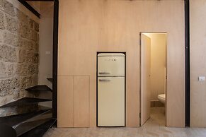 Vintage Eclectic Loft by Sea N' Rent