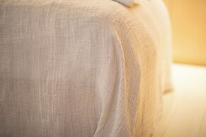 Vintage Eclectic Loft by Sea N' Rent