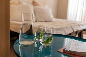 Vintage Eclectic Loft by Sea N' Rent