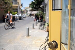 Vintage Eclectic Loft by Sea N' Rent