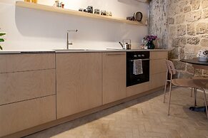 Vintage Eclectic Loft by Sea N' Rent