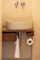 Vintage Eclectic Loft by Sea N' Rent