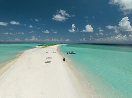 Kamadhoo Inn