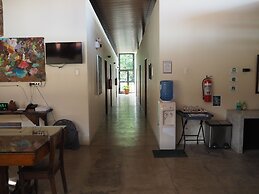 Ceda Guest House by HiveRooms