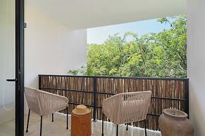 Beautiful 2BR apartment in fully equipped hotel in Tulum