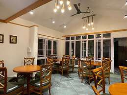 Summit Bougainvillea Tea Resort