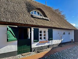 FRIESENKATE AM SEEDEICH