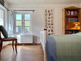 FRIESENKATE AM SEEDEICH