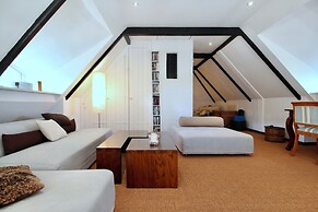 FRIESENKATE AM SEEDEICH