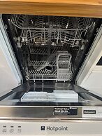 City Centre 1 Bed Sleeps 4 H5