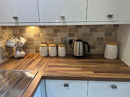 City Centre 1 Bed Sleeps 4 H5