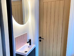 Escape 2 Unwind Minster Retreat - Sleeps 5