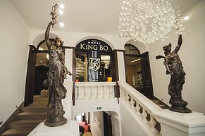 Luxury Hotel King Bo