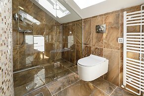 Luxury Hotel King Bo