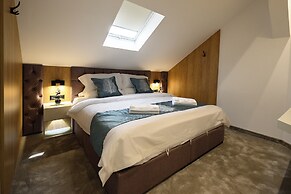 Luxury Hotel King Bo