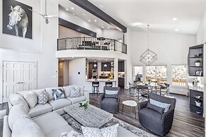 4223 Spruce Way 4 Bedroom Duplex by RedAwning