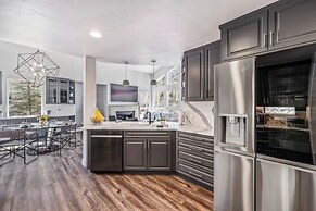 4223 Spruce Way 4 Bedroom Duplex by RedAwning