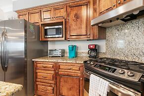 Pelican View Beach House - Private Beach!!