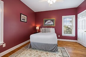 Pelican View Beach House - Private Beach!!