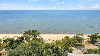 Pelican View Beach House - Private Beach!!