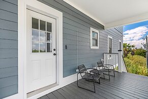 Pelican View Beach House - Private Beach!!