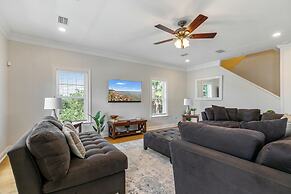 Pelican View Beach House - Private Beach!!