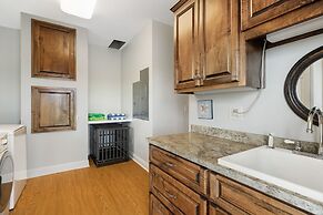 Pelican View Beach House - Private Beach!!