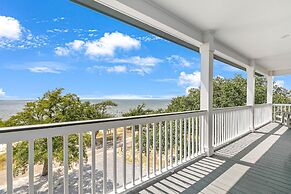 Pelican View Beach House - Private Beach!!