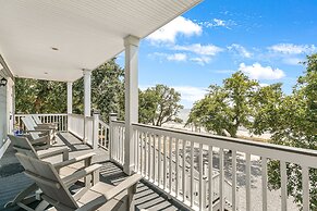 Pelican View Beach House - Private Beach!!