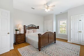 Pelican View Beach House - Private Beach!!