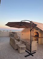 Luxury Rooftop Wifi, Ac, Outdoor Barbecue