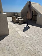 Luxury Rooftop Wifi, Ac, Outdoor Barbecue