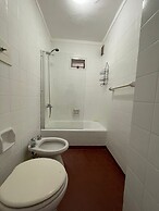 DEPARTAMENTO COMPLETO EN RECOLETA